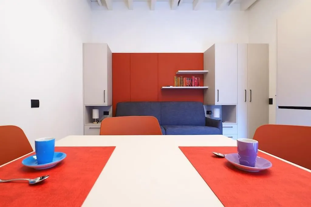 La Casa Di Ringhiera Milano Porta Venezia Apartment