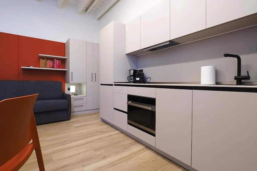 La Casa Di Ringhiera Milano Porta Venezia Apartment